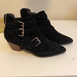 Treasure&Bond black cut out booties
